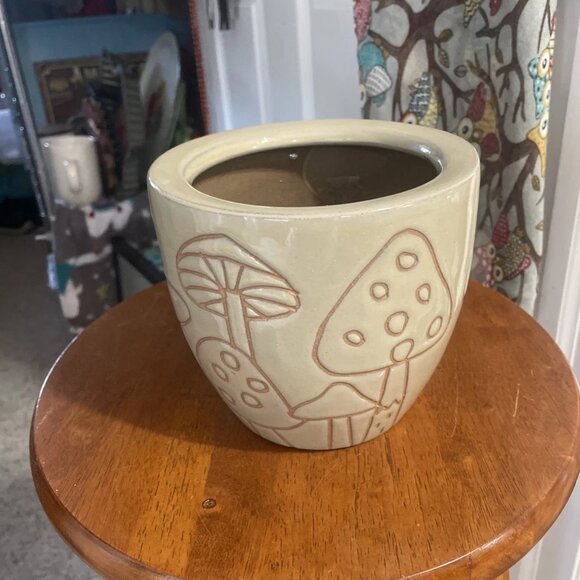 Tan Mushroom Print Planter Pot With Raised Design - Picture 2 of 7